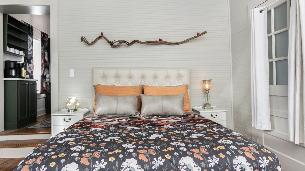 Photo of Bedroom in Natchez