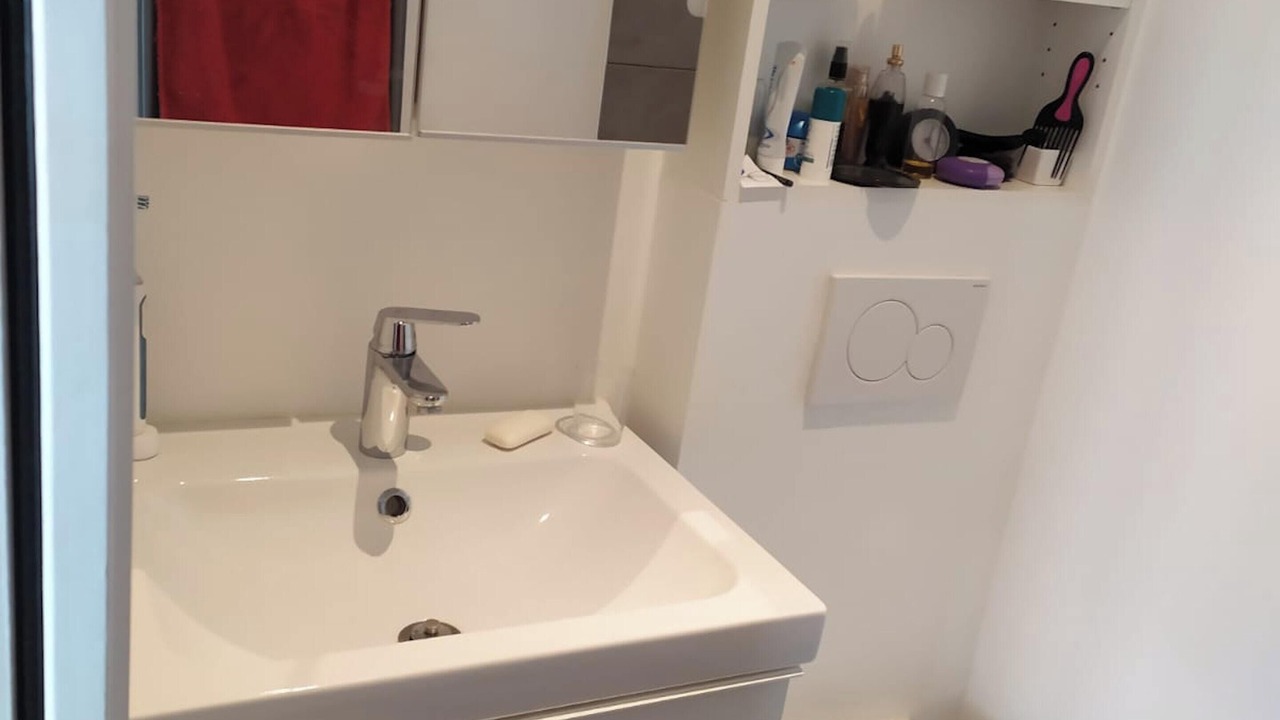 Photo of Bathroom in Saint-Ouen