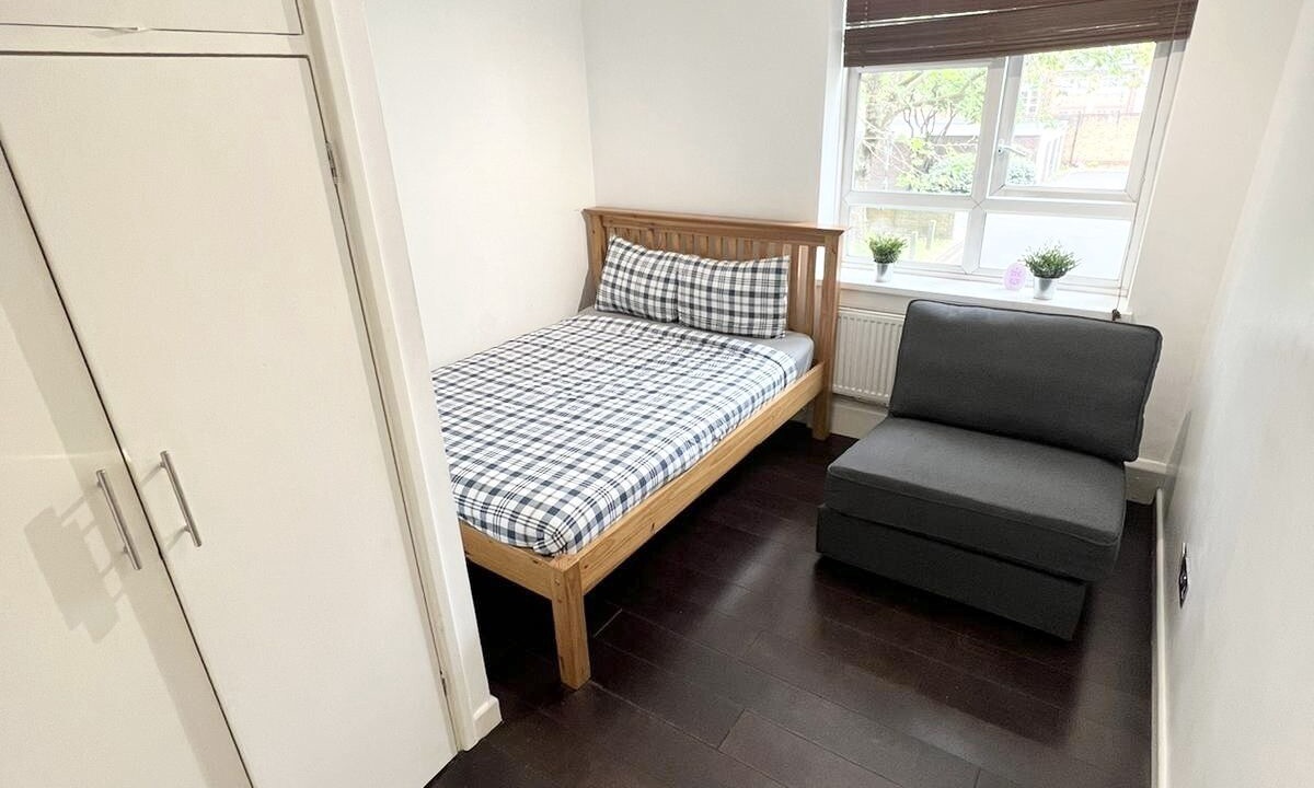 Photo of Bedroom in Battersea