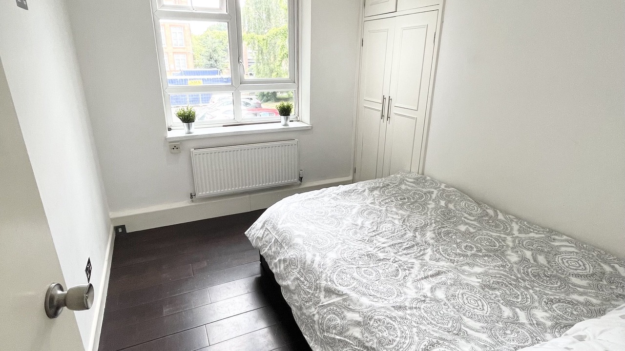 Photo of Bedroom in Battersea