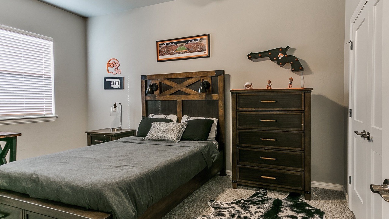 Photo of Bedroom in Yukon