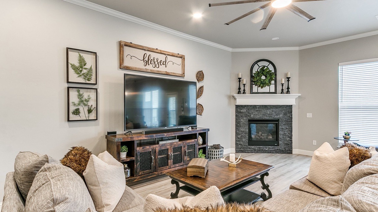Photo of Livingroom in Yukon
