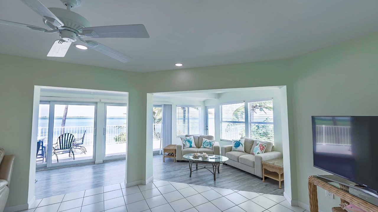 Photo of Livingroom in Sugarloaf Shores
