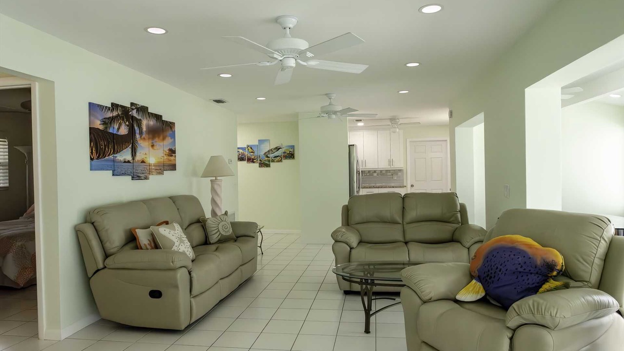 Photo of Livingroom in Sugarloaf Shores
