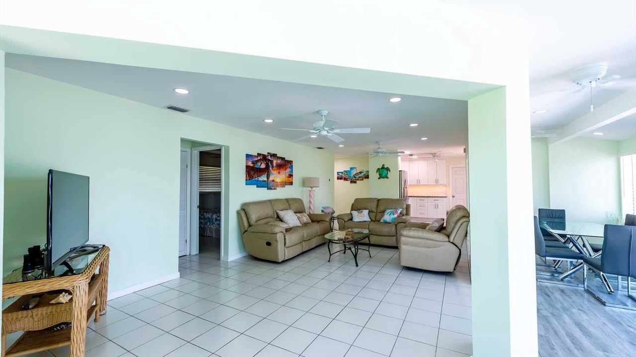 Photo of Livingroom in Sugarloaf Shores