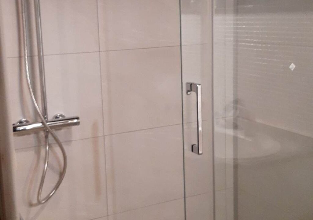 Photo of Bathroom in Sangatte