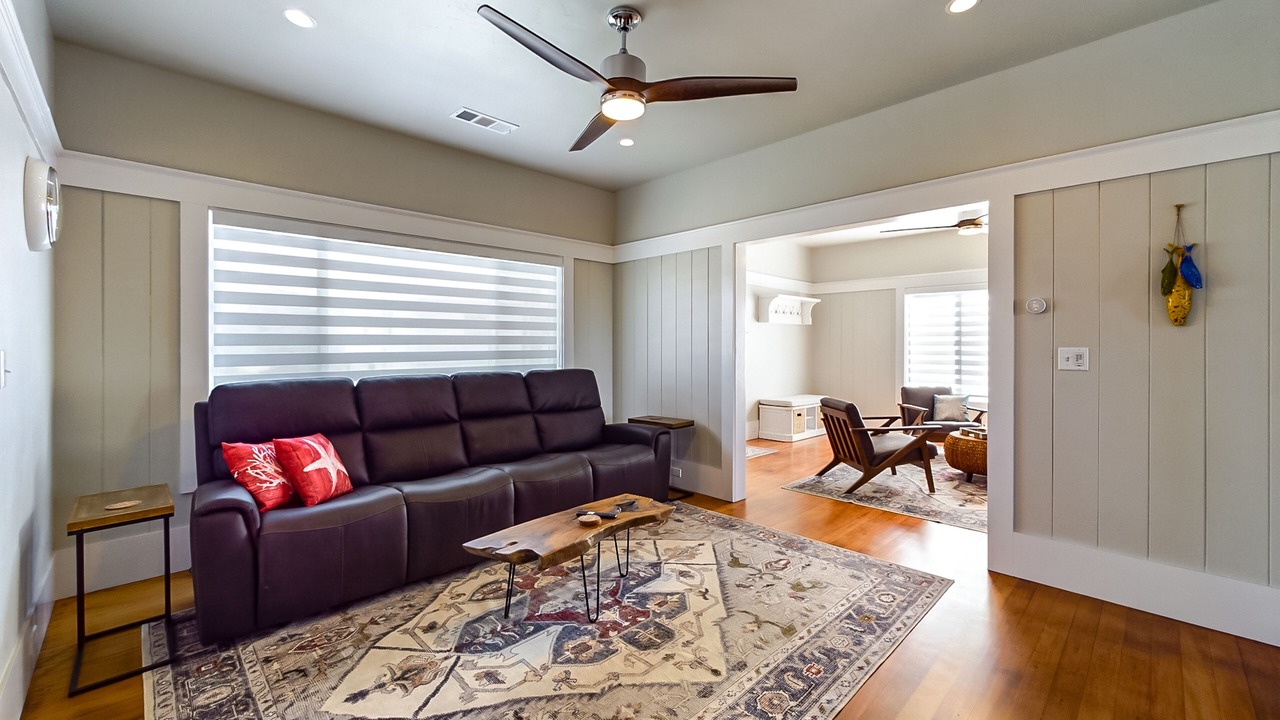 Photo of Livingroom in Eureka