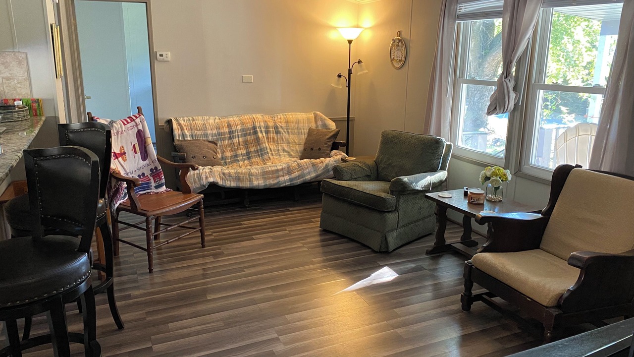 Photo of Livingroom in Toms Brook