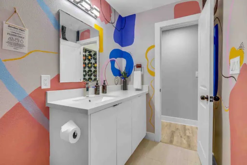 Photo of Bathroom in Sharpstown
