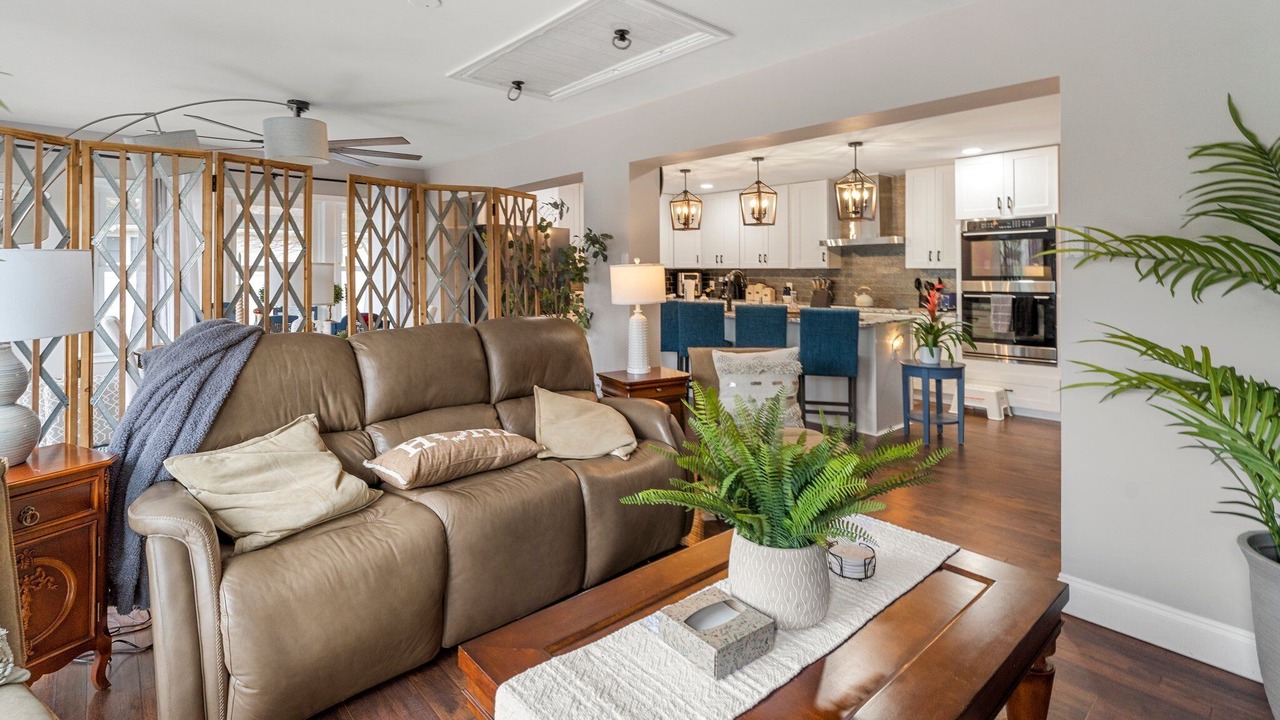 Photo of Livingroom in Colonial Beach