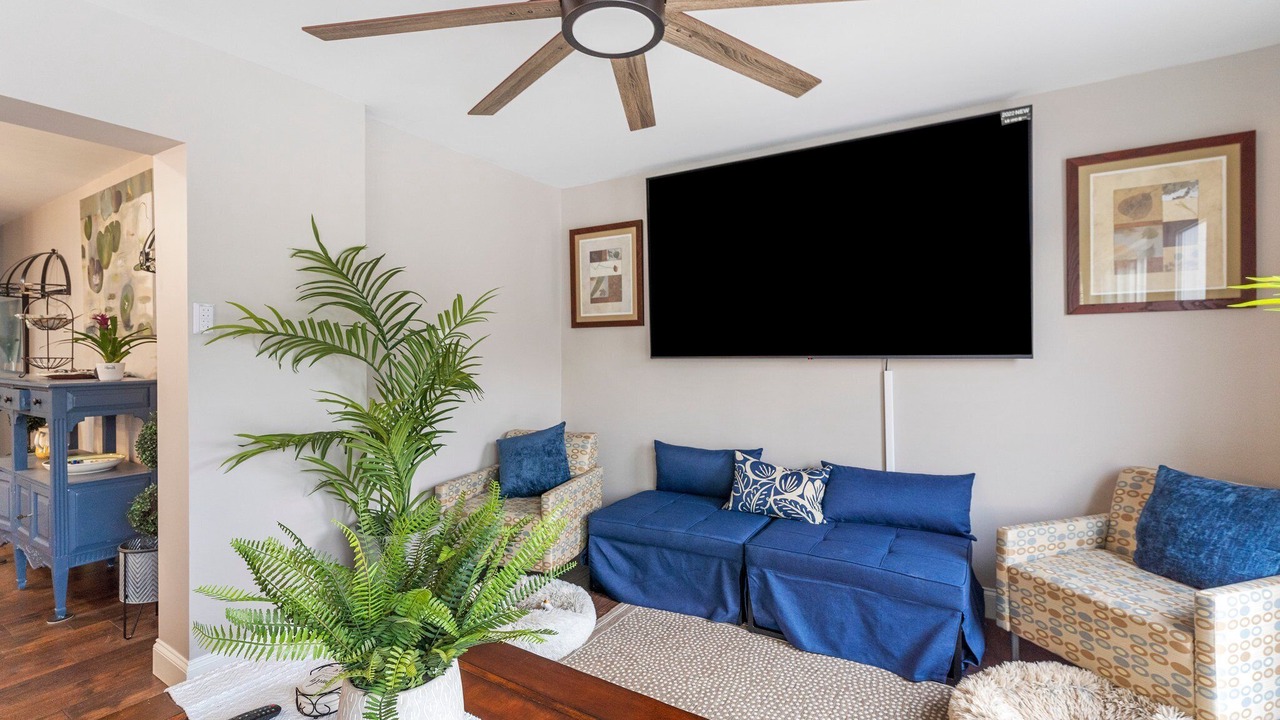 Photo of Livingroom in Colonial Beach