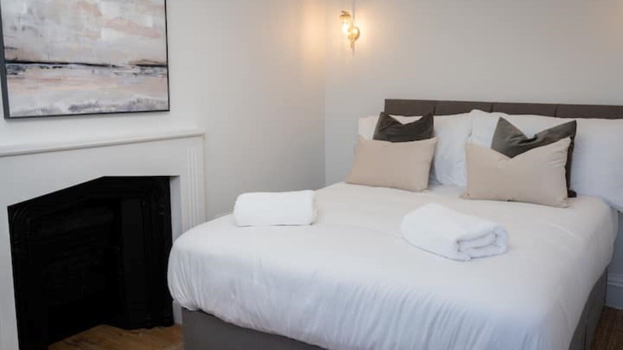 Photo of Others in Annan