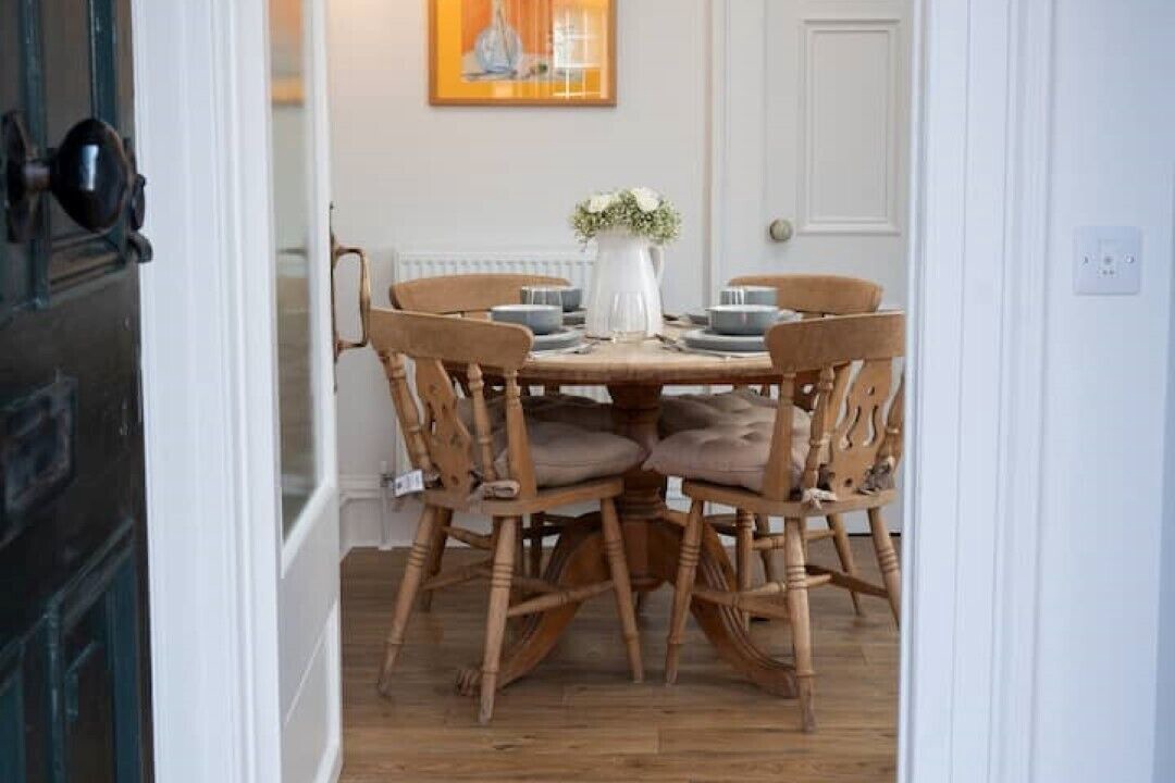 Photo of Others in Annan