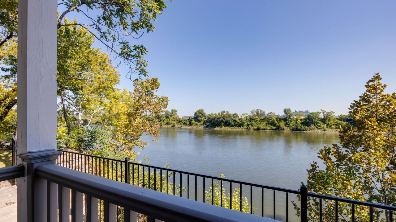 Photo of Patio Balcony in North Capitol