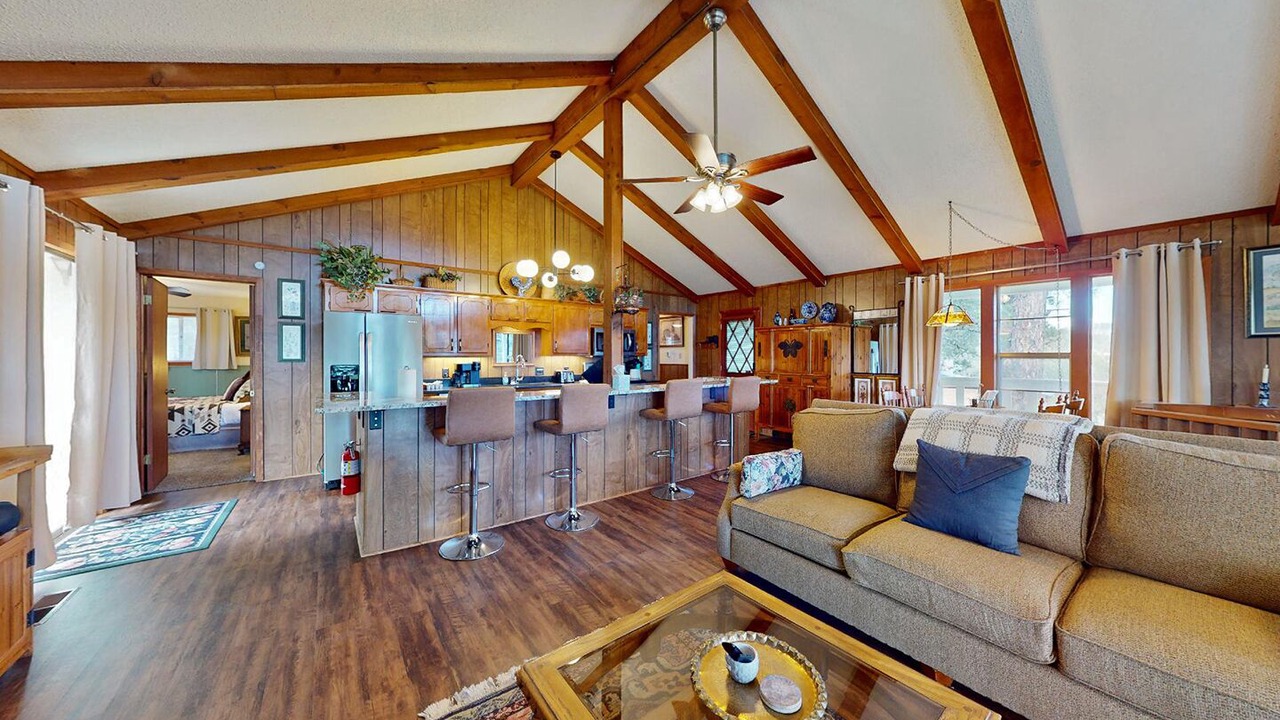 Photo of Bedroom in Ruidoso