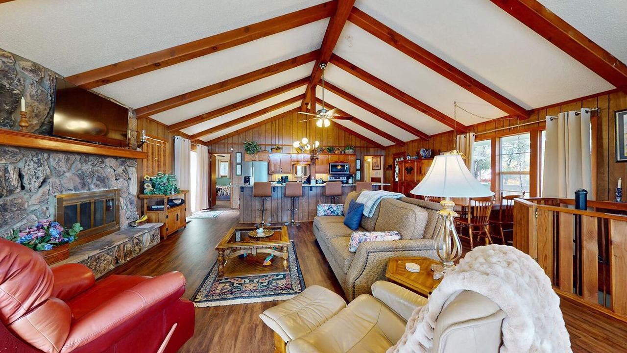 Photo of Bedroom in Ruidoso