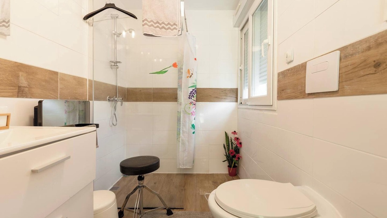 Photo of Bathroom in Plouedern