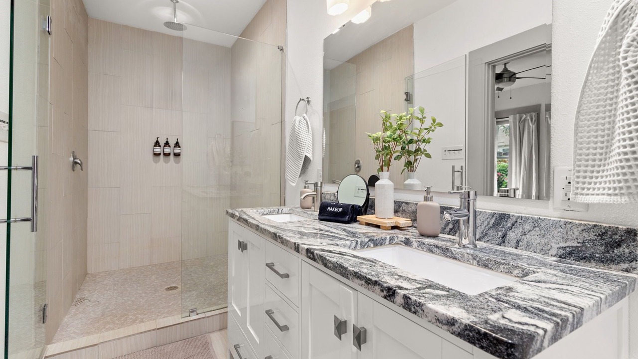 Photo of Bathroom in Government Hill