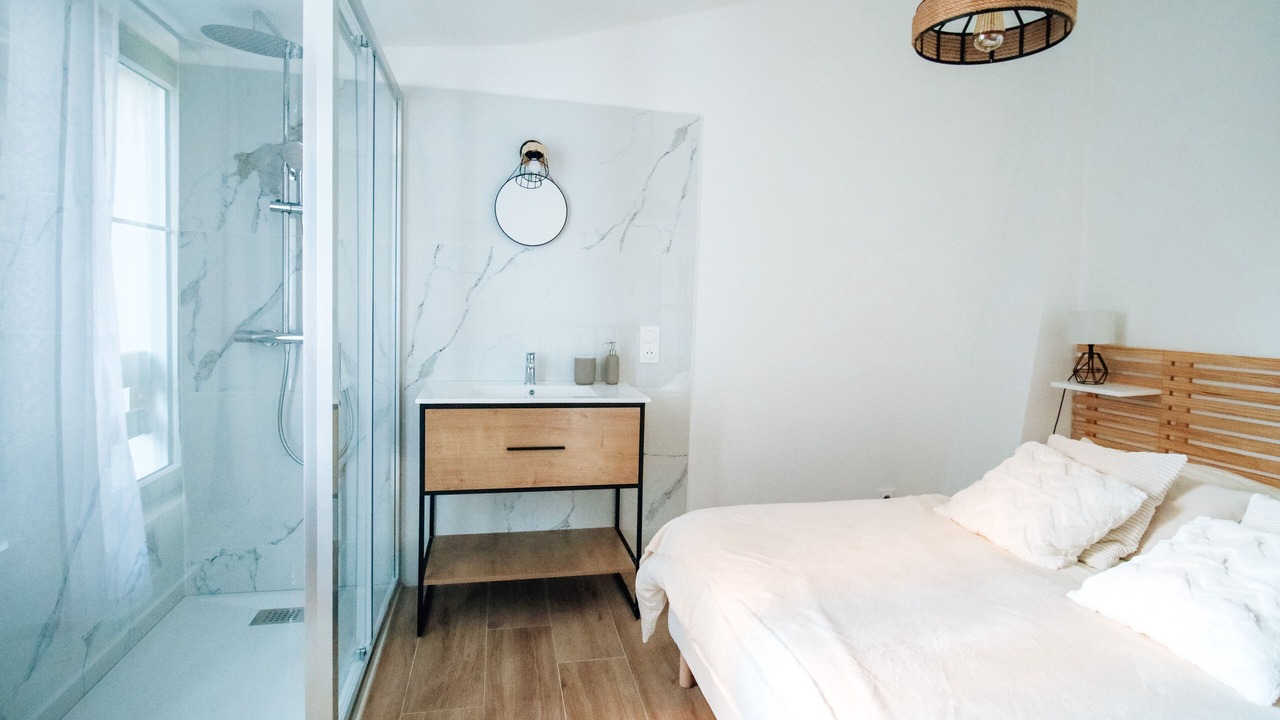 Photo of Bedroom in Saint-Michel-l'Observatoire