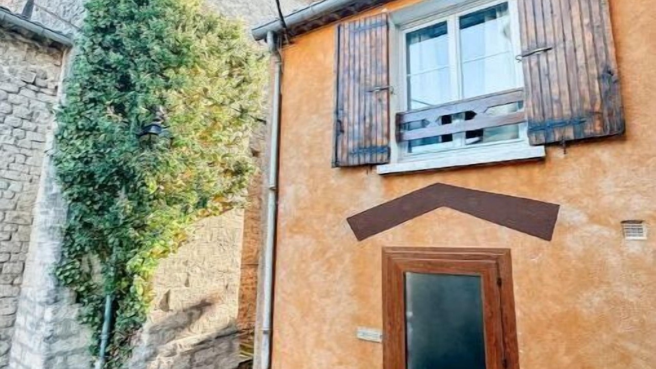 Photo of Outdoor in Saint-Michel-l'Observatoire