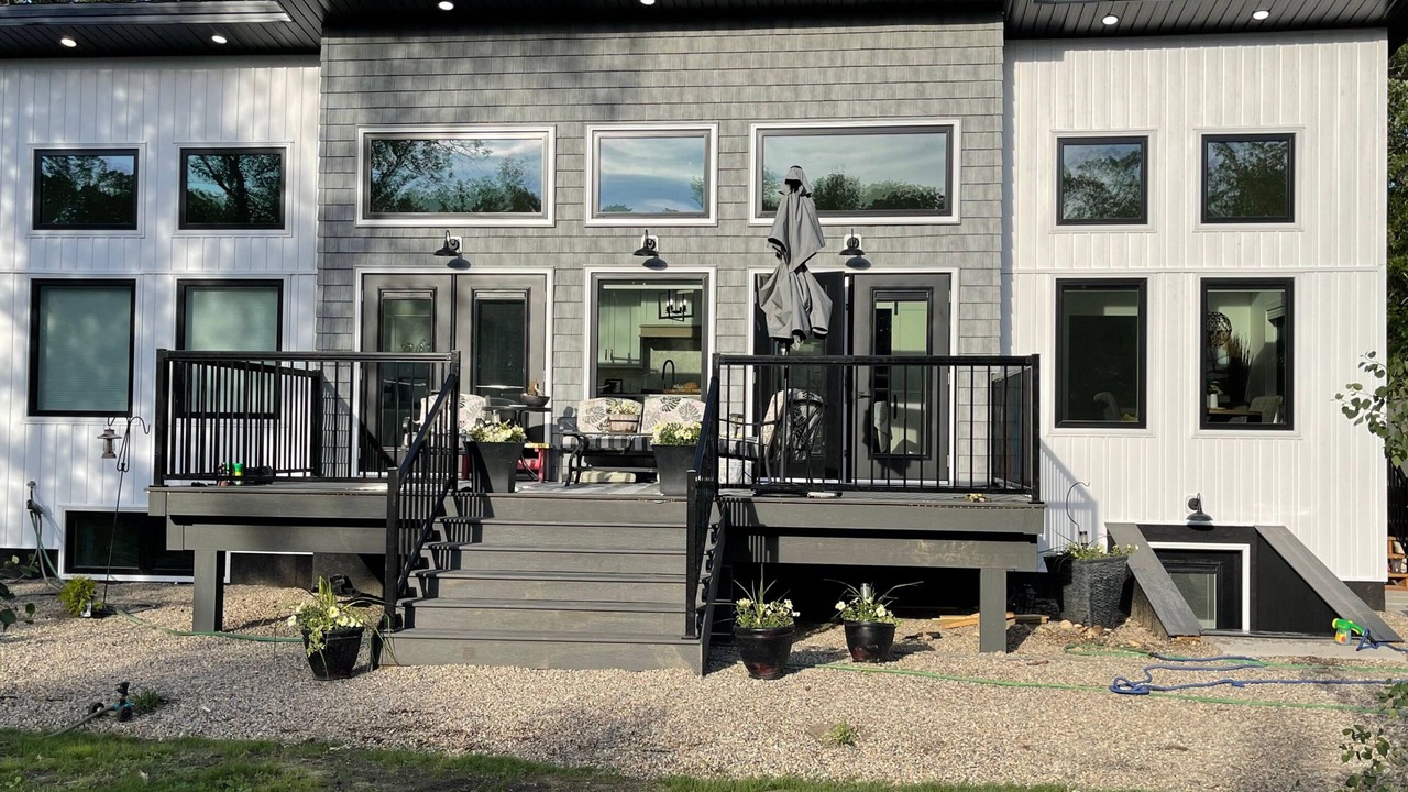 Photo of Patio Balcony in Oak Lake