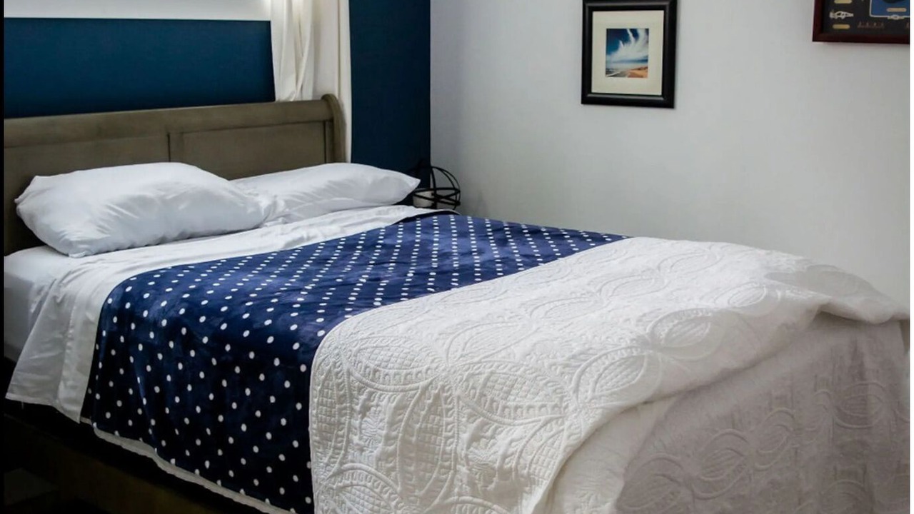Photo of Bedroom in Oak Lake