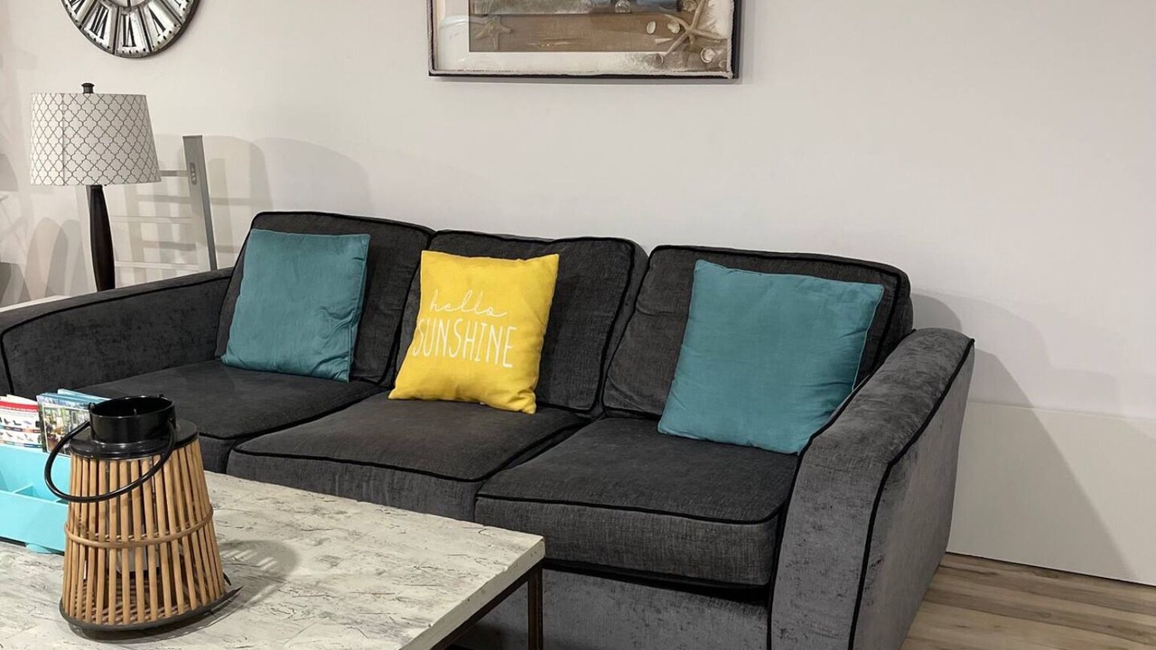 Photo of Livingroom in Oak Lake