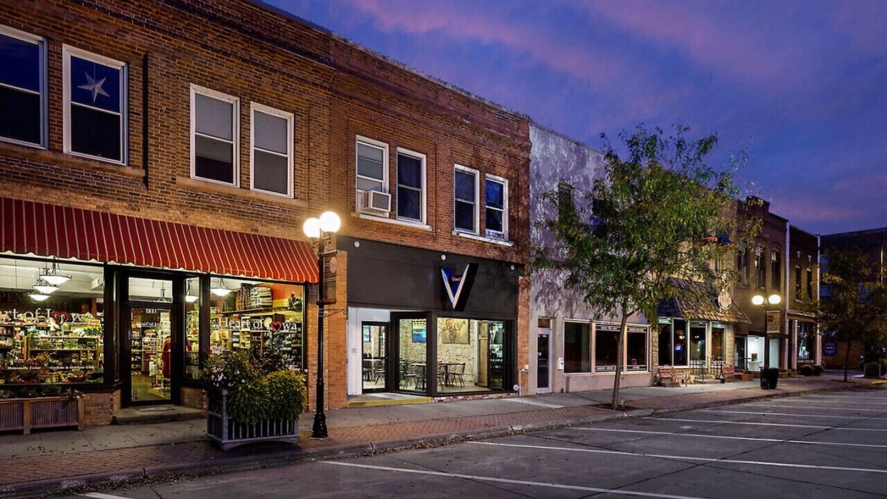 Photo of Others in West Des Moines