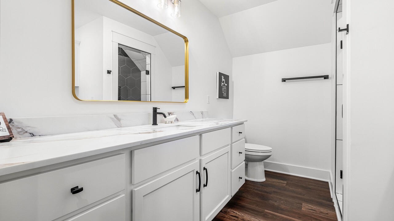 Photo of Bathroom in Taswell