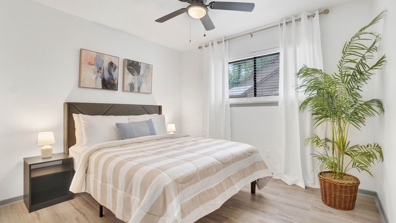 Photo of Bedroom in Grogan's Mill