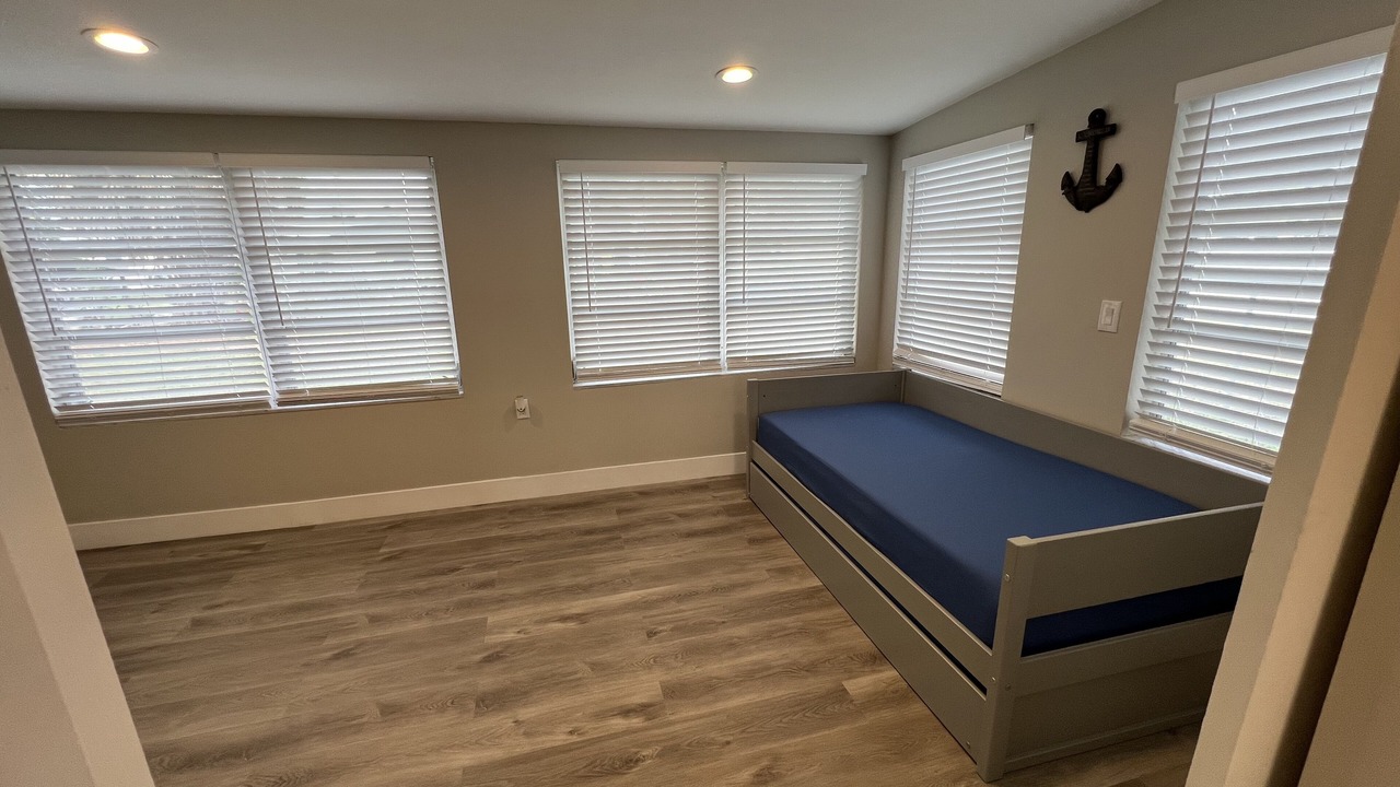 Photo of Bedroom in Venice Gardens