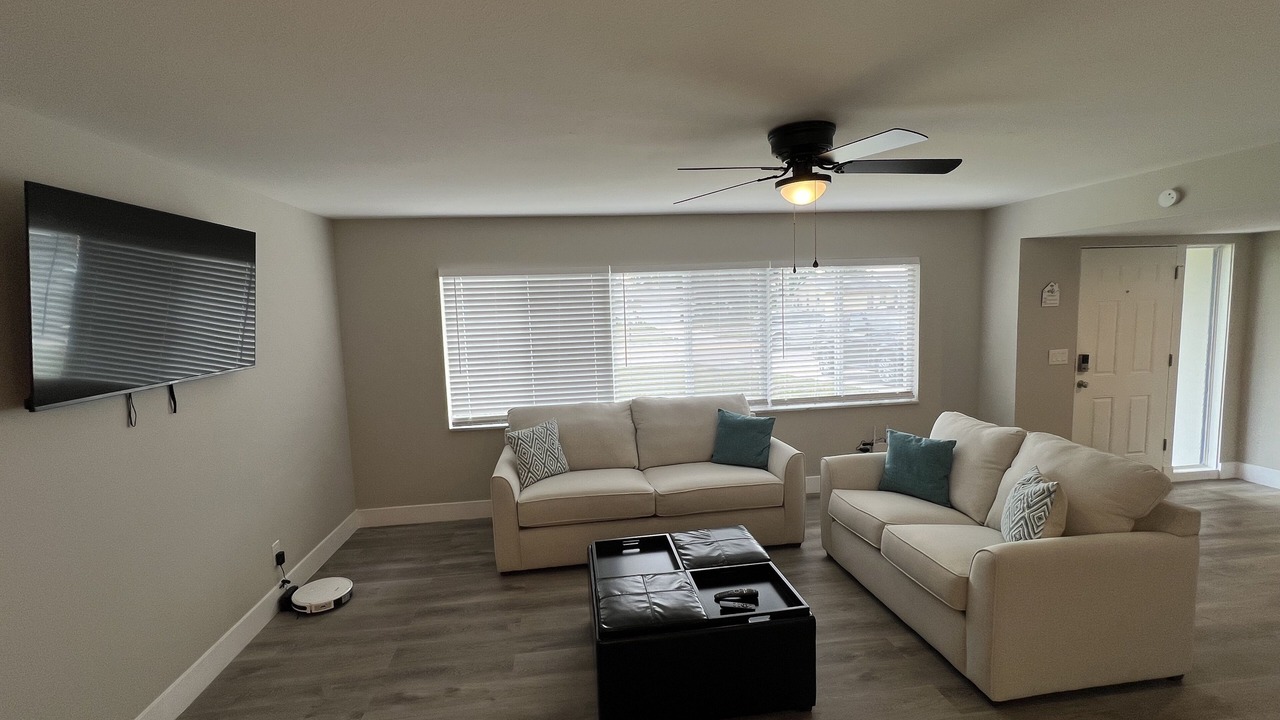 Photo of Livingroom in Venice Gardens