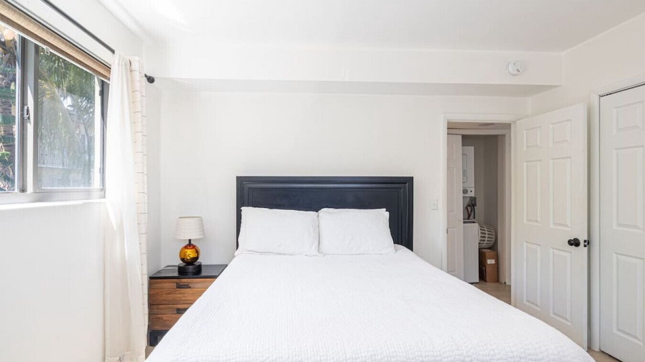 Photo of Bedroom in Bay Harbor Islands