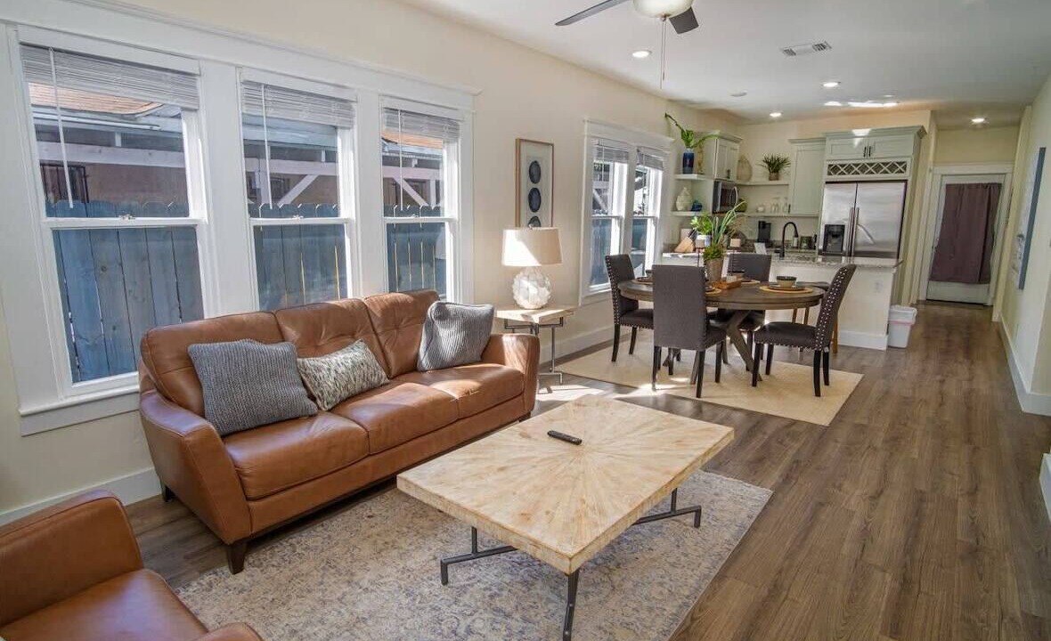 Photo of Livingroom in Denver Heights