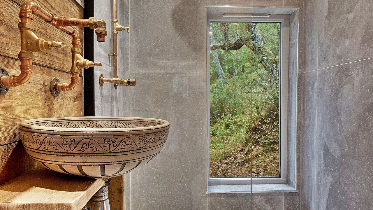 Photo of Bathroom in Glen Urquhart