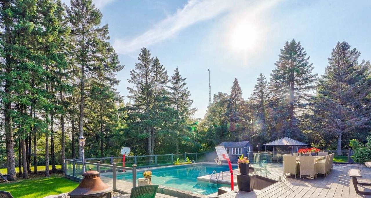 Photo of Outdoor in King