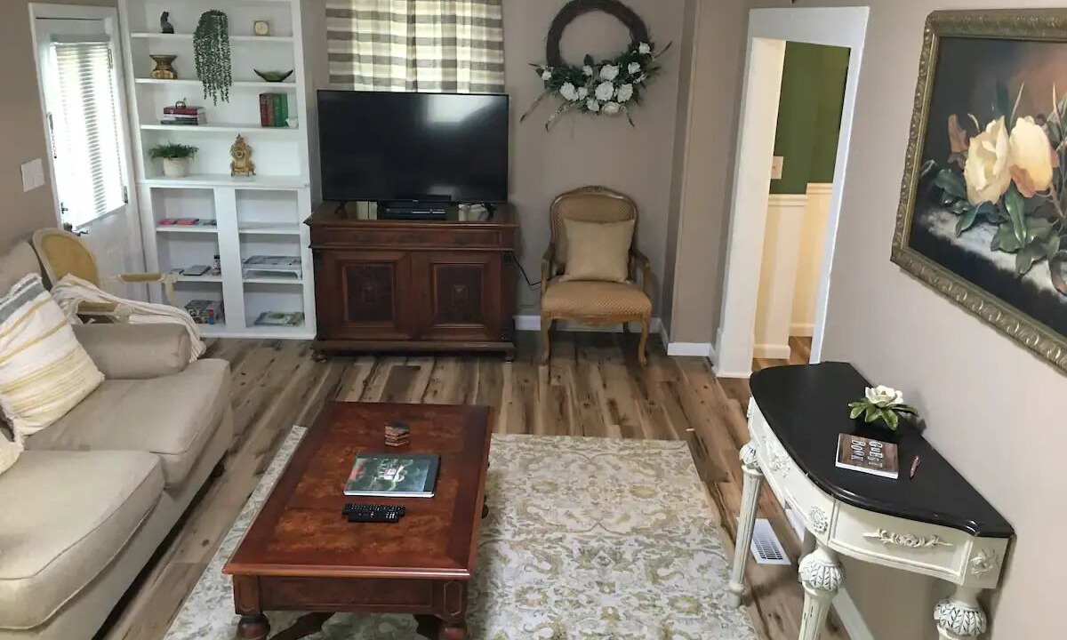 Photo of Livingroom in Glen Ferris