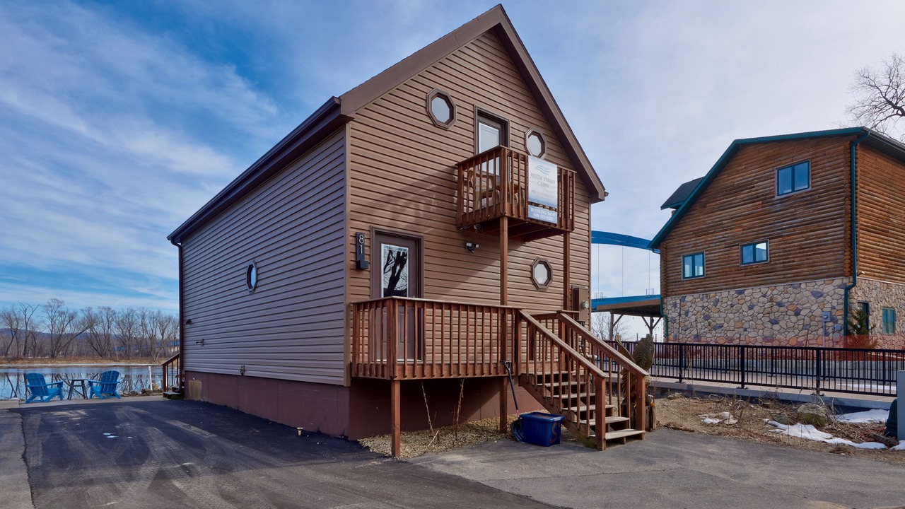 Photo of Others in Marquette