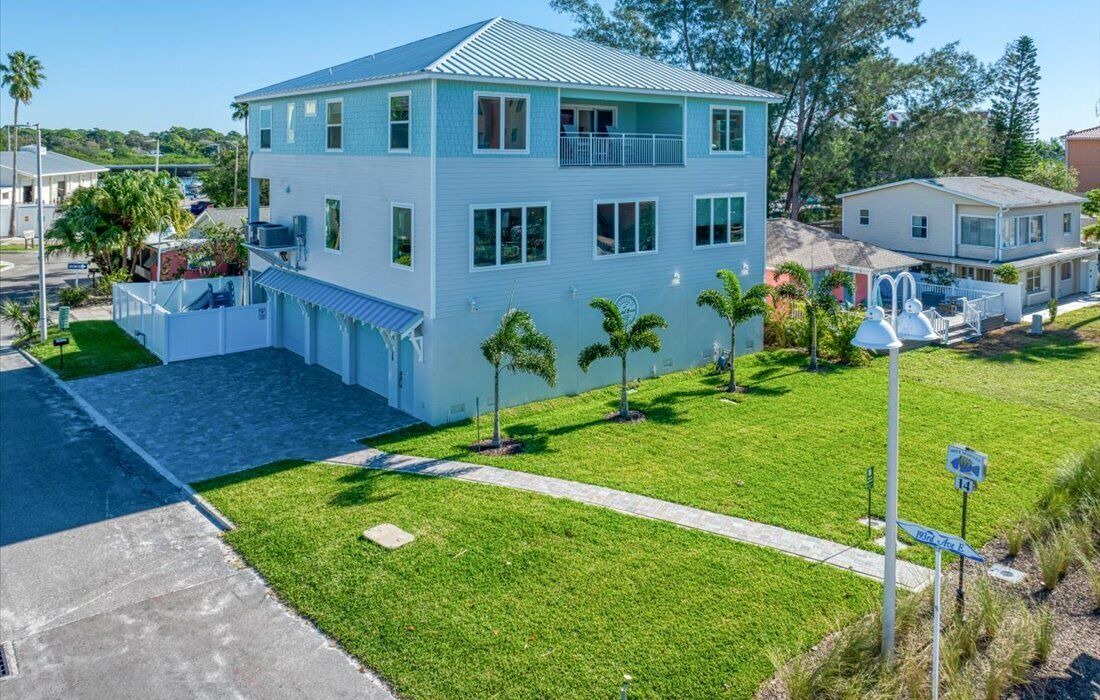 Photo of Outdoor in Indian Shores