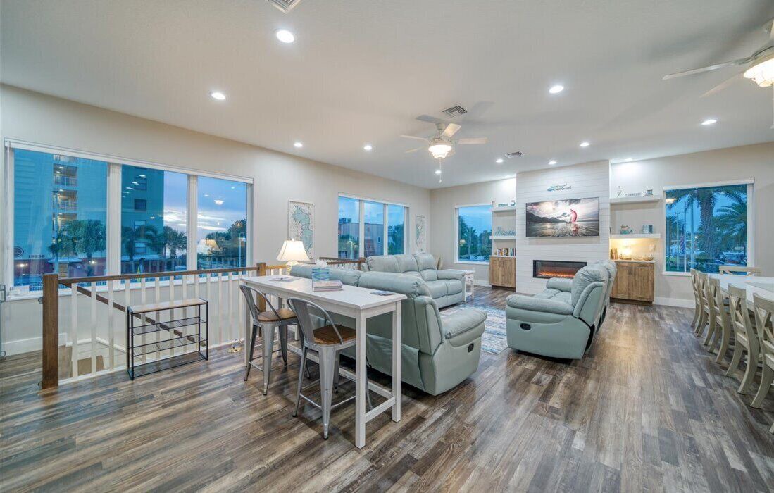 Photo of Livingroom in Indian Shores