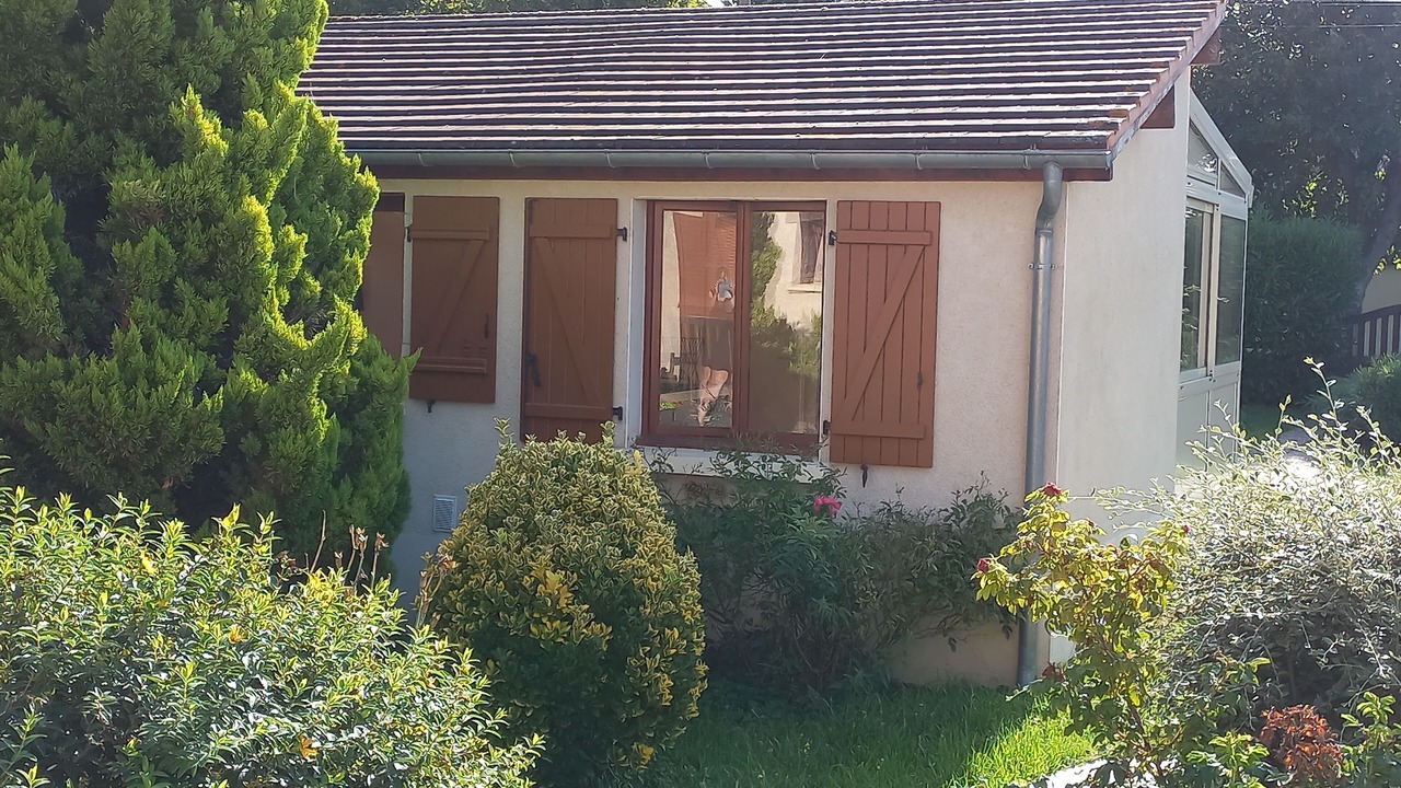 Photo of Outdoor in Veron