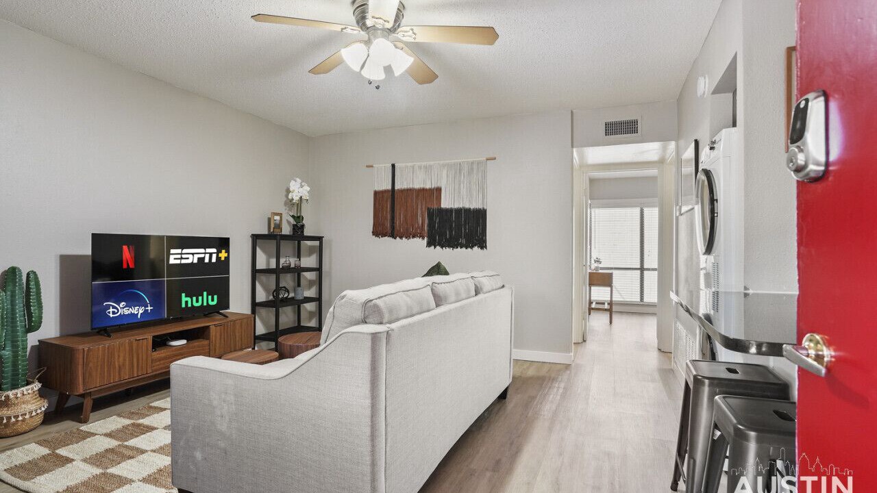 Photo of Bedroom in Brentwood