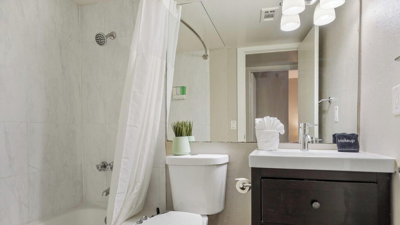 Photo of Bathroom in Brentwood