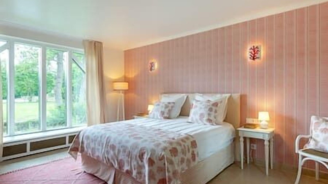 Photo of Bedroom in Damville