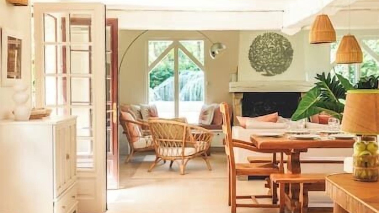 Photo of Others in Damville