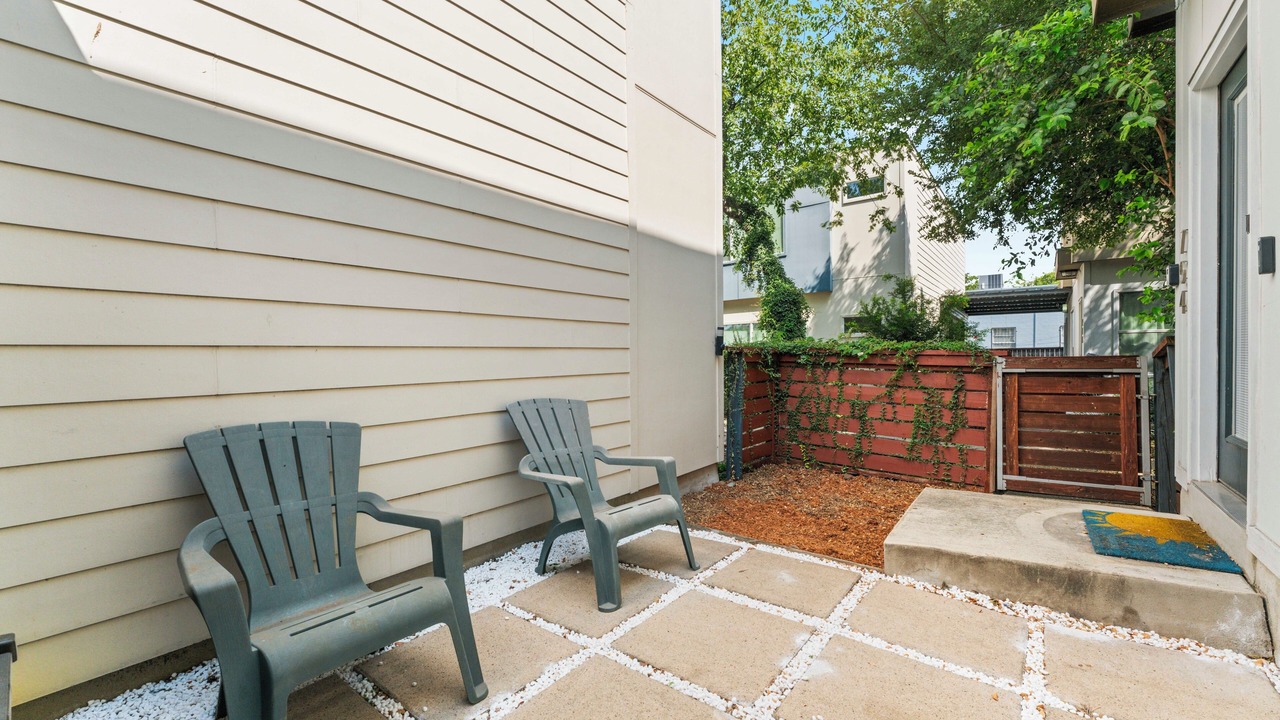 Photo of Patio Balcony in Eastside Promise Neighborhood