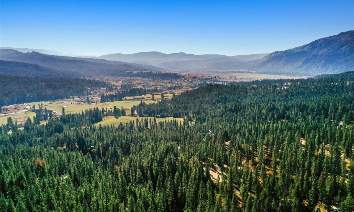 Photo of Outdoor in Garden Valley