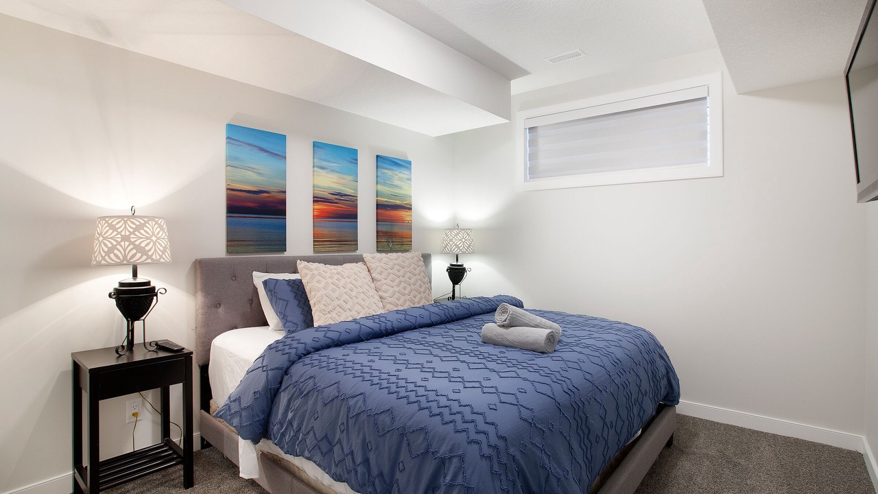 Photo of Bedroom in Evanston