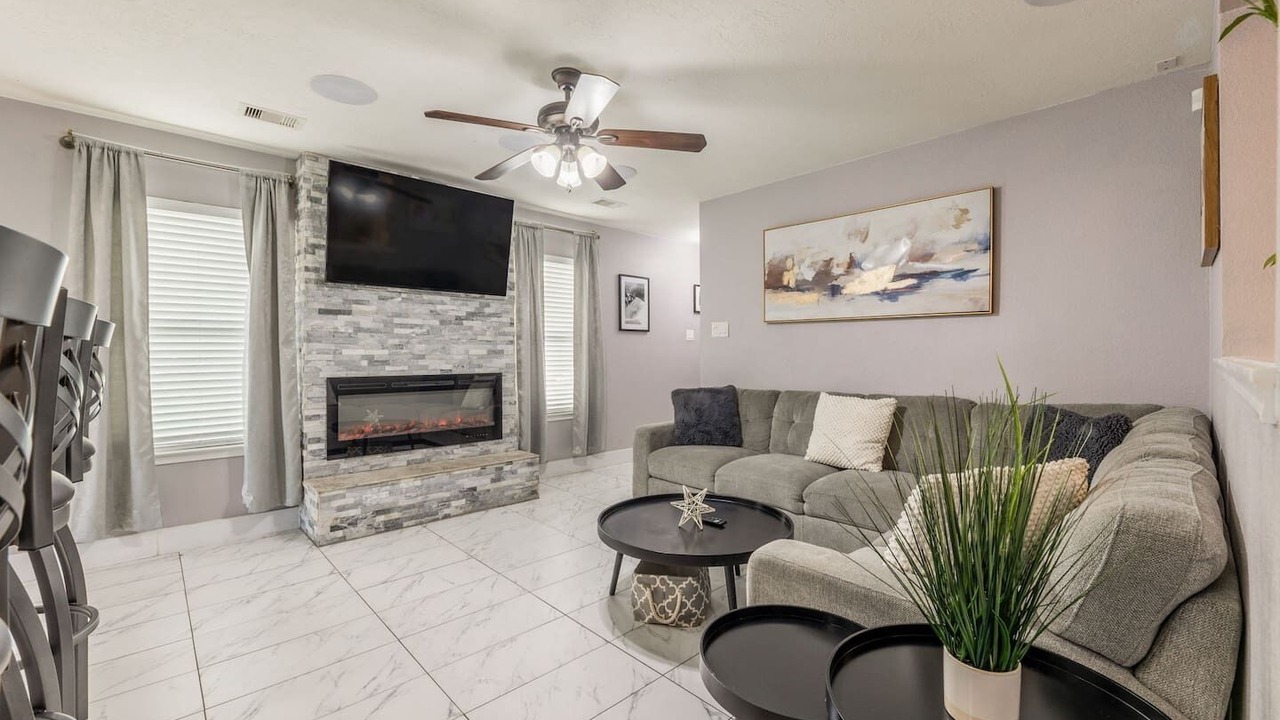 Photo of Livingroom in Houston