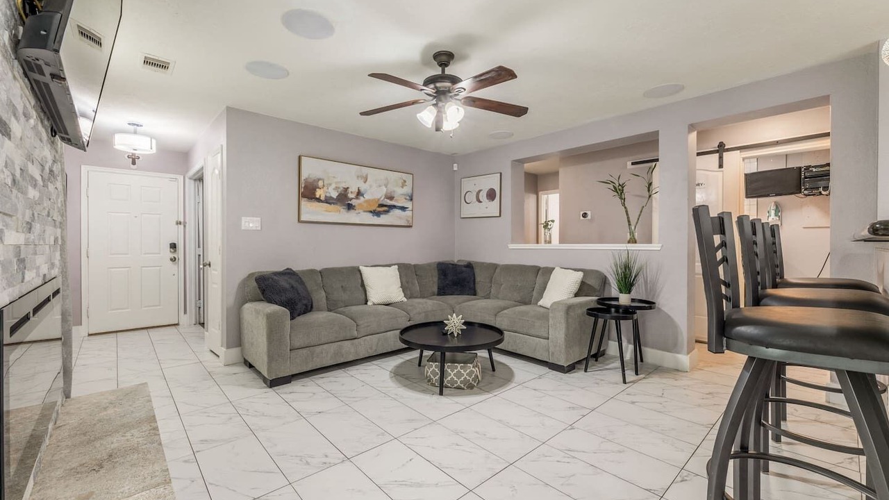 Photo of Livingroom in Houston